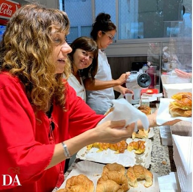 DESAYUNO DE BIENVENIDA